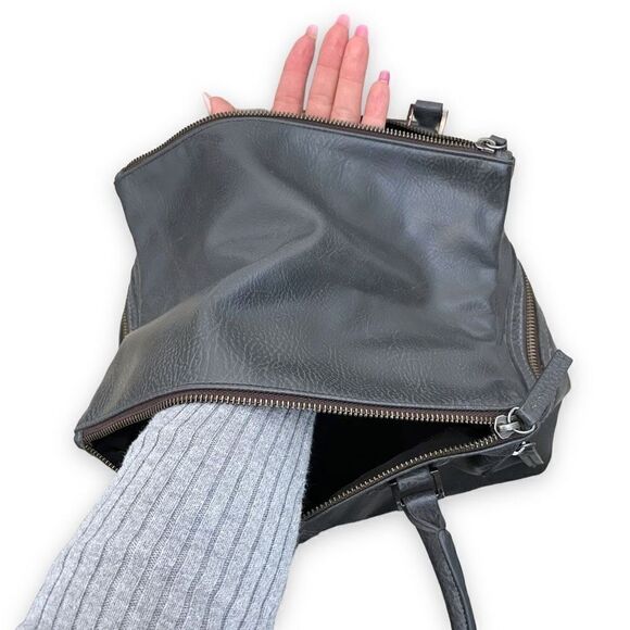 Matt & Nat Double Zip Bag - Picture 8 of 9